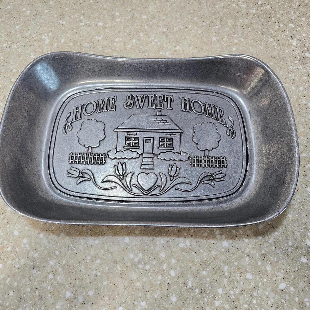 Wilton Mount Joy, PA USA Vintage Pewter Bread Serving Tray 10.75"  by 7" 